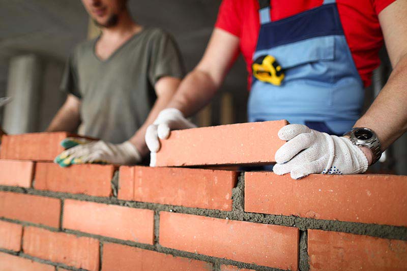 Bien monter les murs après avoir posé les fondations